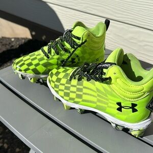 Under armour football cleats